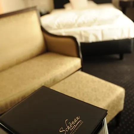 & Restaurant Schoenau