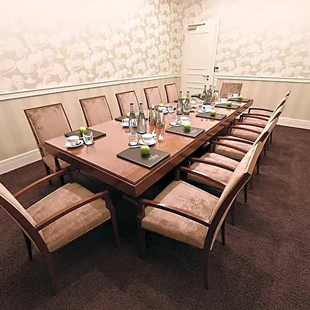 & Restaurant Schoenau Peine