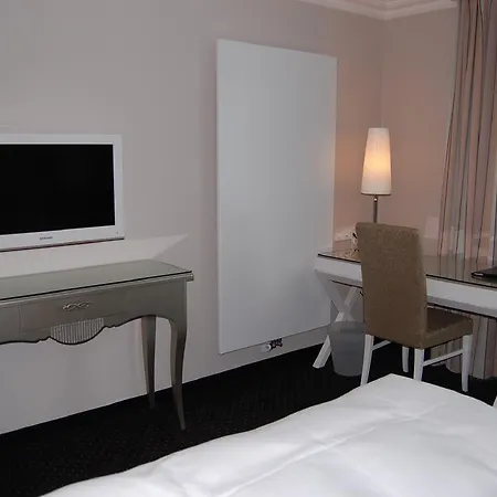 Hotel & Restaurant Schoenau