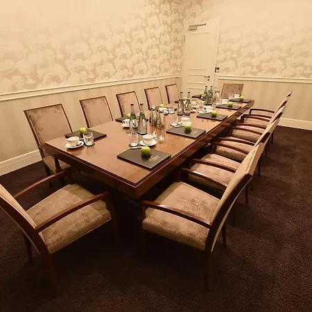 & Restaurant Schoenau