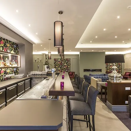 & Restaurant Schoenau Peine