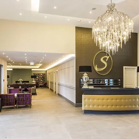 Szálloda & Restaurant Schoenau 4*